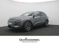 Grau Neu 2025 Audi Q6 e-tron Sport SUV | 73.994 € (Fairer Preis)