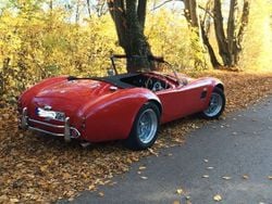 Rot Gebraucht 1968 AC Cobra Cabrio | 44.800 €