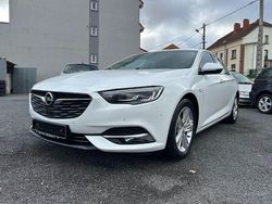 Weiß Gebraucht 2018 Opel Insignia Sport Limousine | 13.690 € (Fairer Preis)