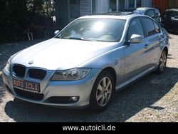 Blau Gebraucht 2009 BMW 318 Comfort Edition Limousine | 2.990 € (Superpreis)