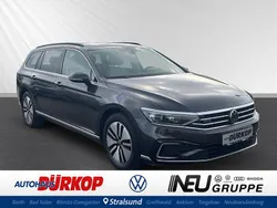 Grau Gebraucht 2022 VW Passat GTE Kombi | 26.450 € (Etwas zu teuer)