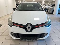 Weiß Gebraucht 2013 Renault Clio IV Expression Limousine | 2.600 €
