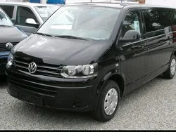 Schwarz Gebraucht 2012 VW Caravelle Van / Kleinbus | 33.500 €