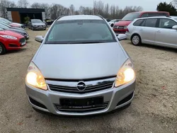 Silber Gebraucht 2008 Opel Astra Catch Me Kombi | 1.000 € (Guter Preis)