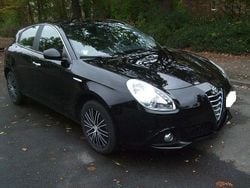 Schwarz Gebraucht 2014 Alfa Romeo Giulietta Turismo Kleinwagen | 6.450 € (Etwas zu teuer)