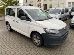 Weiß Gebraucht 2021 VW Caddy Van / Kleinbus | 18.190 €