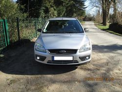 Silber Gebraucht 2006 Ford Focus Kombi | 1.199 € (Guter Preis)