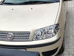 Beige Gebraucht 2009 Fiat Punto Limousine | 1.600 € (Fairer Preis)