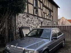 Mercedes 190