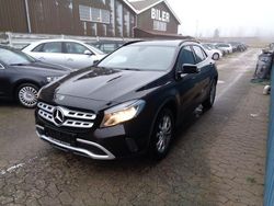 Schwarz Gebraucht 2018 Mercedes GLA200 SUV | 13.700 € (Superpreis)