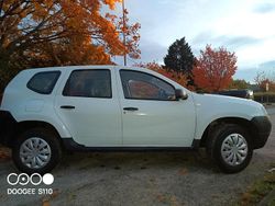 Weiß Gebraucht 2011 Dacia Duster SUV | 3.720 € (Guter Preis)