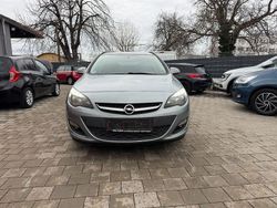 Silber Gebraucht 2014 Opel Astra Edition Kombi | 3.950 € (Superpreis)
