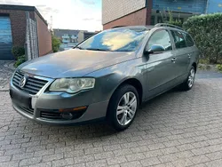 Grau Gebraucht 2005 VW Passat Kombi | 1.200 € (Fairer Preis)