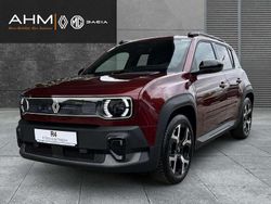 Karmesinrot Neu 2025 Renault 4 E-Tech Komfort SUV | 33.590 € (Guter Preis)