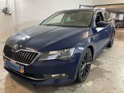 Blau Gebraucht 2017 Skoda Superb Kombi | 17.000 € (Fairer Preis)