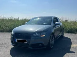 Grau Gebraucht 2013 Audi A1 Kleinwagen | 9.000 € (Teuer)