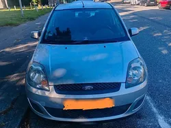 Silber Gebraucht 2008 Ford Fiesta Kleinwagen | 1.500 € (Fairer Preis)