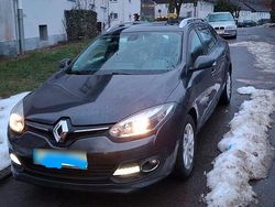 Grau Gebraucht 2014 Renault Mégane GrandTour Dynamique Kombi | 6.300 € (Fairer Preis)