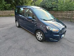 Andere farben Gebraucht 2018 Ford Tourneo Courier Ambiente Van / Kleinbus | 6.699 € (Guter Preis)