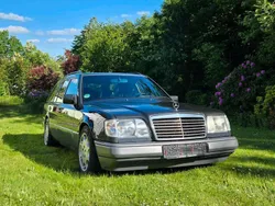 Schwarz Gebraucht 1994 Mercedes E280 Sportline Kombi | 8.300 €