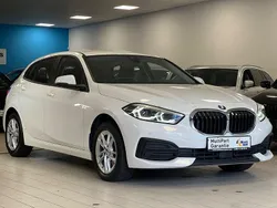 Weiß Gebraucht 2022 BMW 116 Comfort Edition Kleinwagen | 18.699 € (Fairer Preis)