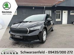 Schwarz Gebraucht 2023 Skoda Enyaq iV Ambiente SUV | 29.990 € (Teuer)