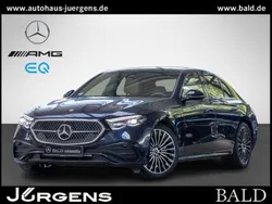 Weiss unilack polarweiss Gebraucht 2024 Mercedes E200 AMG Limousine | 68.480 €