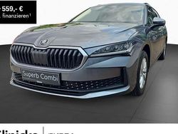 Graphitegrau metallic Gebraucht 2025 Skoda Superb Essence Kombi | 40.090 €
