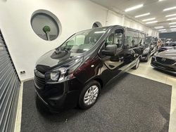 Schwarz Gebraucht 2016 Opel Vivaro Van / Kleinbus | 14.999 € (Fairer Preis)