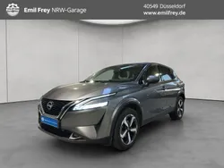 Grau Gebraucht 2023 Nissan Qashqai N-Connecta SUV | 25.885 € (Fairer Preis)
