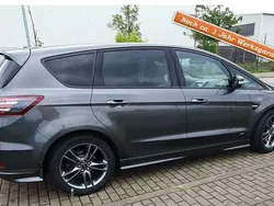 Grau Gebraucht 2019 Ford S-MAX ST-Line Van / Kleinbus | 27.390 € (Guter Preis)