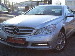 Grau Gebraucht 2011 Mercedes E200 Coupé | 8.999 € (Guter Preis)