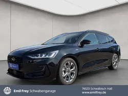 Agate black metallic Gebraucht 2023 Ford Focus ST-Line X Kombi | 23.370 € (Fairer Preis)