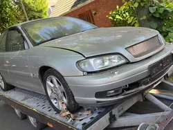 Silber Gebraucht 2000 Opel Omega Limousine | 1.099 €