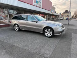 Silber Gebraucht 2004 Mercedes E500 Avantgarde Kombi | 5.700 €