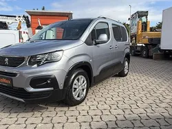Silber/grau Gebraucht 2020 Peugeot Rifter Allure Van / Kleinbus | 19.490 € (Fairer Preis)