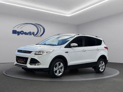 Weiß Gebraucht 2015 Ford Kuga SUV | 13.799 € (Fairer Preis)