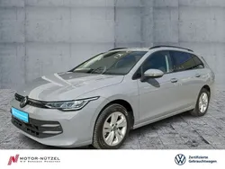Mondsteingrau Gebraucht 2024 VW Golf VIII Life Kombi | 28.930 € (Fairer Preis)