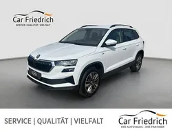 Weiß Gebraucht 2023 Skoda Karoq Tour SUV | 28.690 € (Fairer Preis)