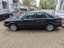 Dunkelblauschwarz metallik Gebraucht 1994 Audi 80 Comfort Limousine | 3.333 €