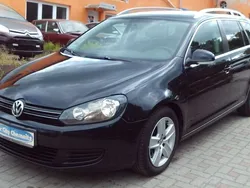 Schwarz Gebraucht 2010 VW Golf VI Comfortline Kombi | 5.199 € (Fairer Preis)