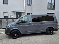 Grau Gebraucht 2018 VW T6 Van | 35.690 € (Etwas zu teuer)