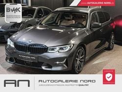 Grau Gebraucht 2020 BMW 330 Luxury Line Kombi | 29.900 € (Guter Preis)