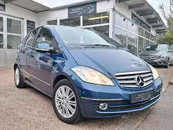 Blau Gebraucht 2012 Mercedes A180 Limousine | 4.990 €