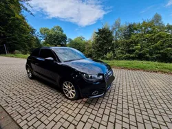 Schwarz Gebraucht 2013 Audi A1 Ambition Kleinwagen | 5.950 € (Etwas zu teuer)