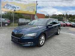 Blau Gebraucht 2018 Skoda Superb Kombi | 14.890 € (Guter Preis)