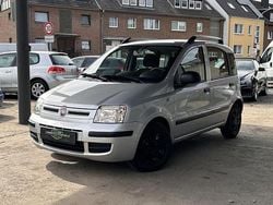Colore esterno grigio perbene Gebraucht 2011 Fiat Panda Dynamic Limousine | 2.990 €