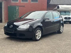 Schwarz Gebraucht 2004 VW Golf V Comfortline Kleinwagen | 3.999 € (Fairer Preis)