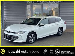 Weiß Gebraucht 2025 VW Passat Business Limousine | 33.230 € (Guter Preis)