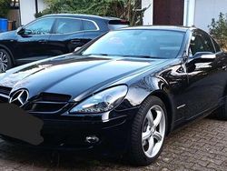 Schwarz Gebraucht 2006 Mercedes SLK200 Cabrio | 8.700 €
